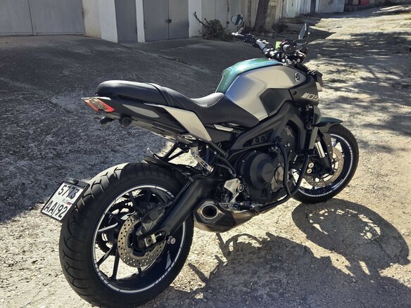 2019 Yamaha MT-09 (FZ-09), фиолетовый, 895000 рублей