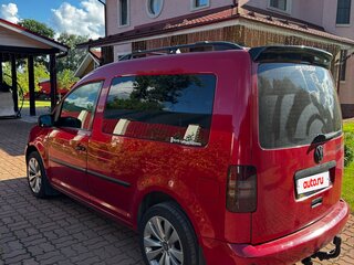2011 Volkswagen Caddy III Рестайлинг, красный, 770000 рублей, вид 5