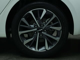 2022 Kia K3 II (China Market) Рестайлинг, белый, 1213000 рублей, вид 5