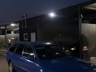 2000 Volvo V40 I Рестайлинг, синий, 215000 рублей, вид 2