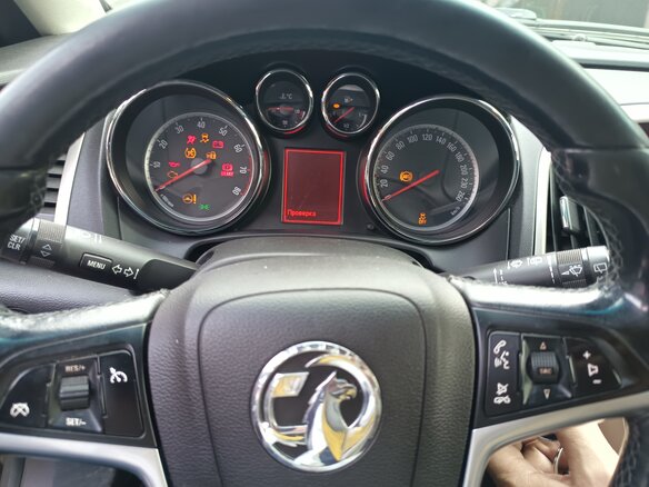 2011 Opel Astra J, чёрный, 355500 рублей - вид 6