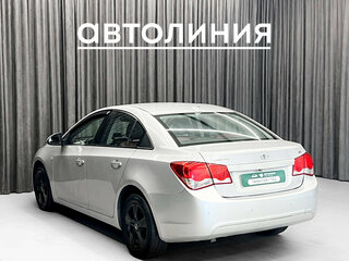 2009 Daewoo Lacetti Premiere J300, серый, 525000 рублей, вид 4