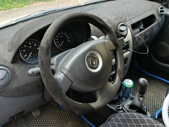 2012 Renault Logan I Рестайлинг, белый, 430000 рублей - вид 6