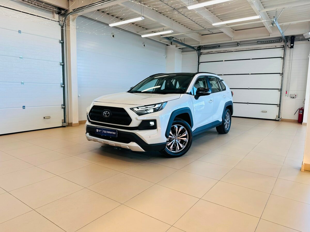 Открыть фотографии: Toyota RAV4 V (XA50)