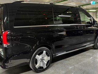 2026 Mercedes-Benz V-Класс Long 300 d длинный III (W447) Рестайлинг 2, чёрный, 15990000 рублей, вид 4
