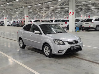 2011 Kia Rio II Рестайлинг, серебристый, 430000 рублей, вид 3