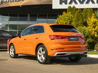 2019 Audi Q3 35 TFSI II (F3), оранжевый, 2328000 рублей, вид 5