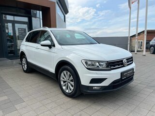 2017 Volkswagen Tiguan II, белый, 2118000 рублей, вид 3