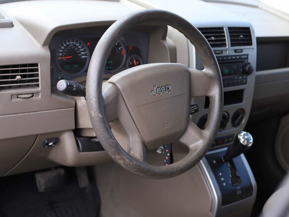 2007 Jeep Compass I, чёрный, 520000 рублей - вид 12