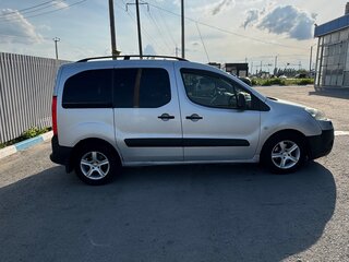 2010 Peugeot Partner II, серебристый, 620000 рублей, вид 4