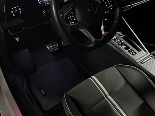 2021 Volkswagen Golf VIII, белый, 2600000 рублей, вид 2