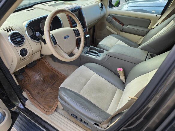 2005 Ford Explorer IV, коричневый - вид 6