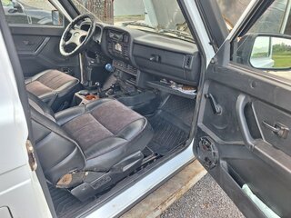 2013 Lada (ВАЗ) 2121 (4x4) I Рестайлинг, белый, 550000 рублей, вид 5