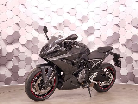 2024 Suzuki GSX-8R, чёрный, 899000 рублей, вид 2