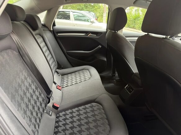 2015 Audi A3 III (8V), серый, 1150000 рублей - вид 11