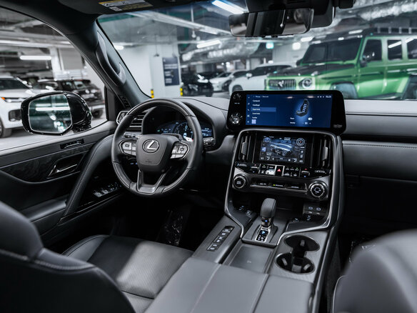 2025 Lexus LX 700h IV, чёрный, 19850000 рублей - вид 9