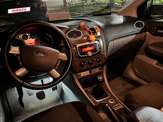 2008 Ford Focus II Рестайлинг, чёрный, 270000 рублей, вид 5