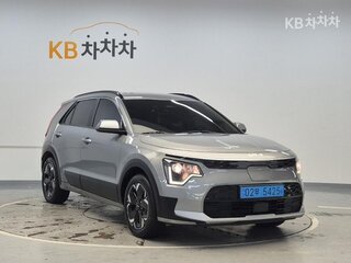 2023 Kia Niro II, серый, 1242000 рублей, вид 2