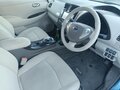 2011 Nissan Leaf (EM61) I (ZE0/AZE0), синий, 745000 рублей - вид 4