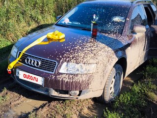 2002 Audi A4 II (B6), красный, 650000 рублей, вид 3