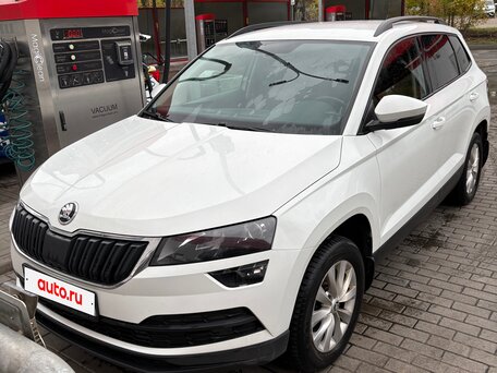 2021 Skoda Karoq I, белый, вид 1
