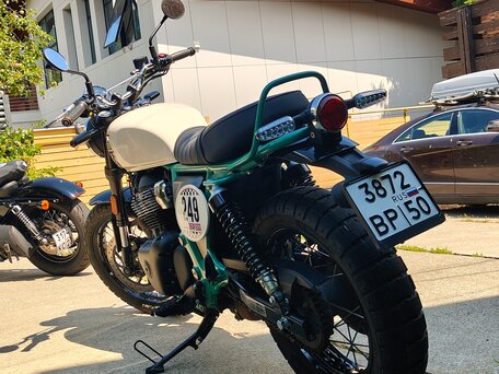 2025 Royal Enfield Bear 650, зелёный, 650000 рублей, вид 3