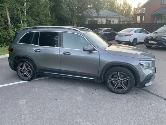 2020 Mercedes-Benz GLB 220 d I (X247), серый, 3200000 рублей - вид 4