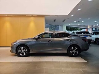 2022 Nissan Sylphy IV (B18), серый, 1350678 рублей, вид 5