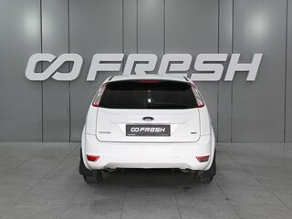 2010 Ford Focus II Рестайлинг, белый, 700000 рублей, вид 4