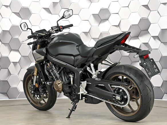 2026 Honda CB 650R, чёрный, 1277000 рублей - вид 7