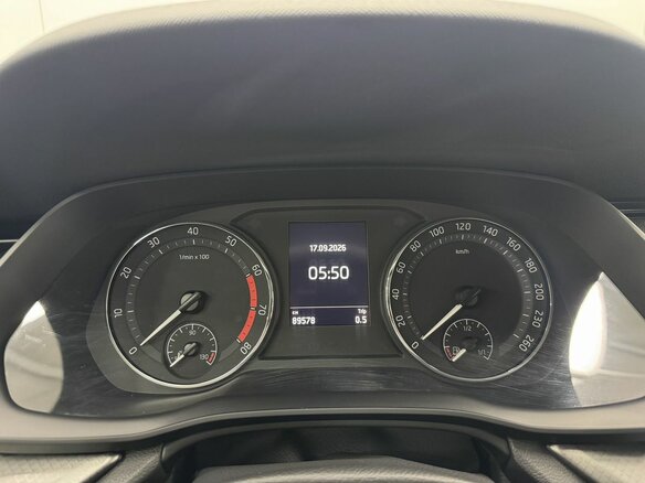 2021 Skoda Octavia IV (A8), белый, 2199067 рублей - вид 12