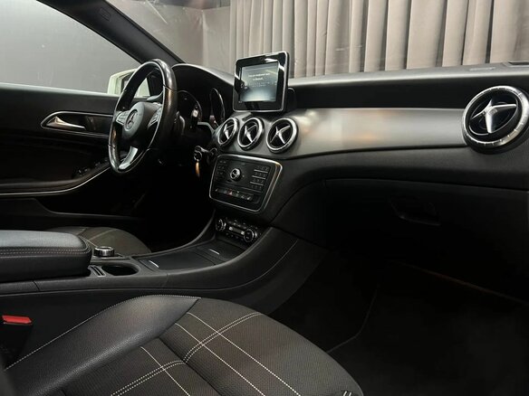 2015 Mercedes-Benz CLA 200 I (C117, X117), белый, 1449888 рублей - вид 8