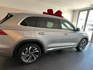 2023 Geely Monjaro I, серебристый, 3150000 рублей, вид 4