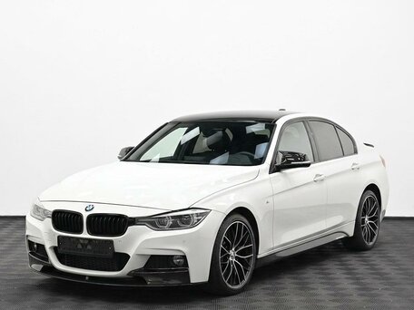 2017 BMW 3 серии 320i xDrive VI (F3x) Рестайлинг, белый, 1815000 рублей, вид 3