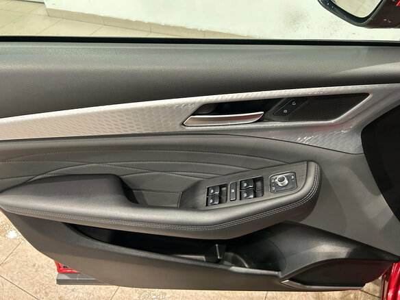 2023 Haval F7x I Рестайлинг, красный, 1759000 рублей - вид 13