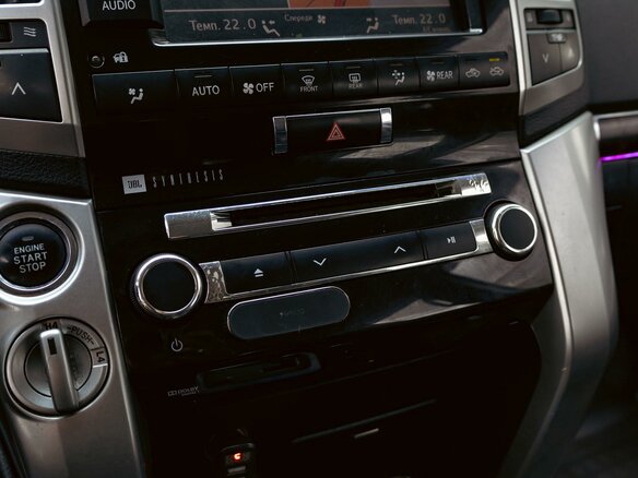 2012 Toyota Land Cruiser 200 Series, чёрный - вид 15