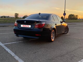 2003 BMW 5 серии 520i V (E60/E61), чёрный, 850000 рублей, вид 2
