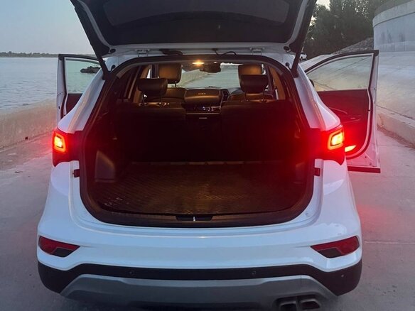 2016 Hyundai Santa Fe III Рестайлинг, белый, 1790000 рублей - вид 16