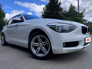 2013 BMW 1 серии 116i II (F20/F21), белый, 1150000 рублей, вид 2