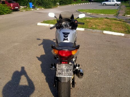 2005 Honda CBF 600, серебристый, 400000 рублей, вид 4
