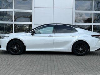 2021 Toyota Camry VIII (XV70) Рестайлинг, белый, 2900000 рублей, вид 4