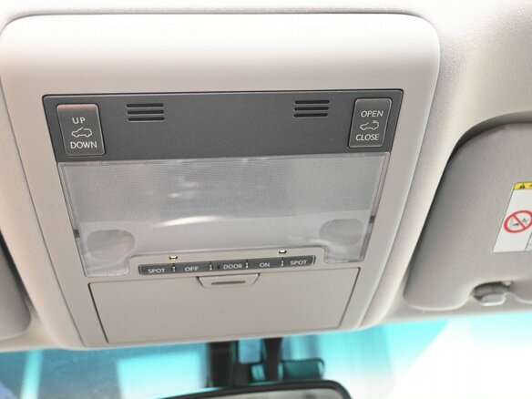 2008 Lexus LX 570 III, чёрный - вид 33