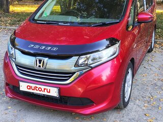 2018 Honda Freed II, красный, 1320000 рублей, вид 1