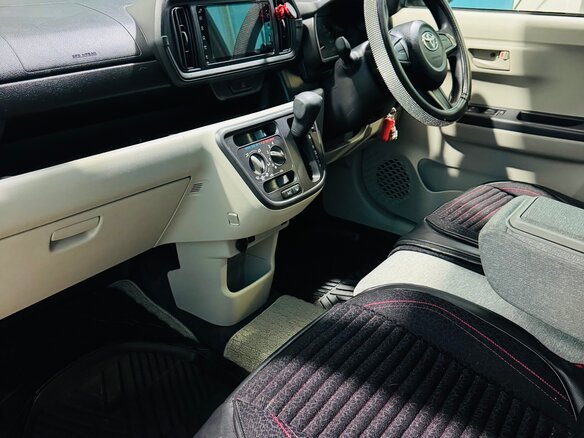 2017 Toyota Passo III, красный, 800000 рублей - вид 7