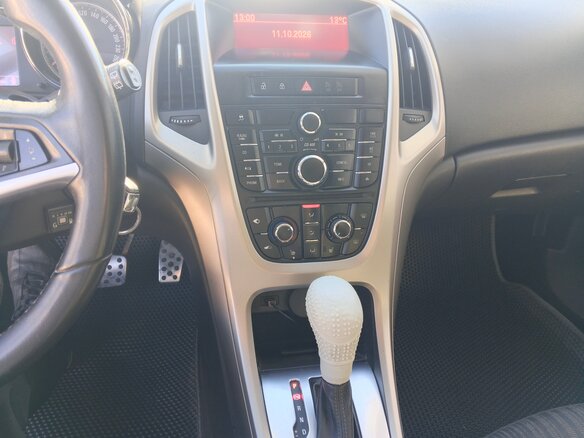 2012 Opel Astra J, белый, 550000 рублей - вид 13