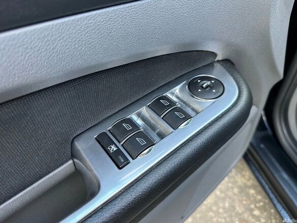2010 Ford Focus II Рестайлинг, чёрный, 830000 рублей - вид 21