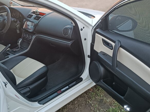 2011 Mazda 6 II (GH) Рестайлинг, белый, 1100000 рублей - вид 8