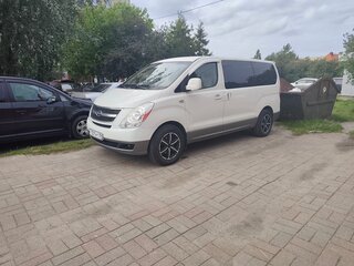 2010 Hyundai Grand Starex I, белый, 1450000 рублей, вид 4