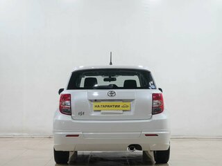 2010 Toyota Ist II, белый, 1179000 рублей, вид 5