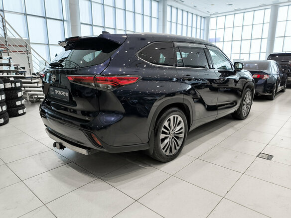 2021 Toyota Highlander IV (XU70), синий, 4750000 рублей - вид 4